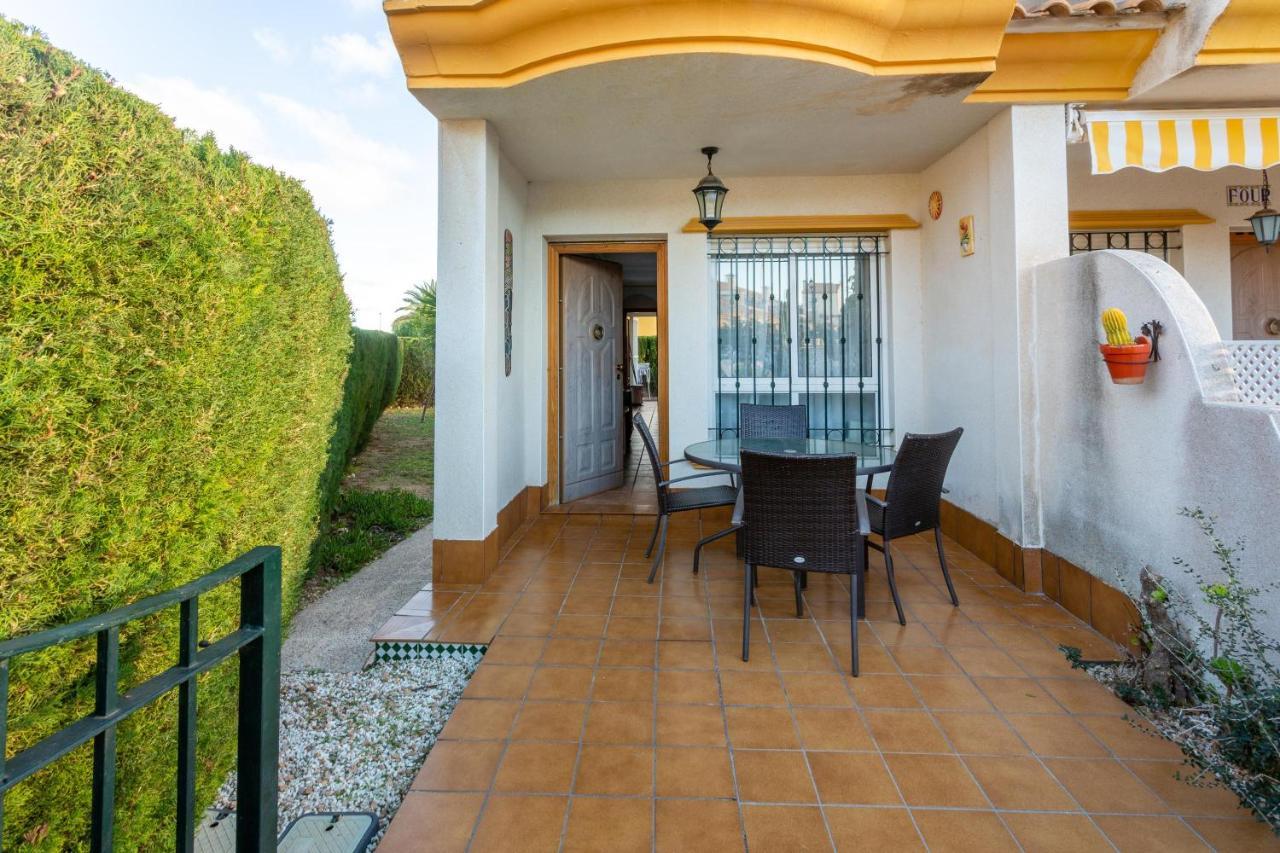 Pool-Side Townhouse In Cabo Roig Villa Орихуела Екстериор снимка